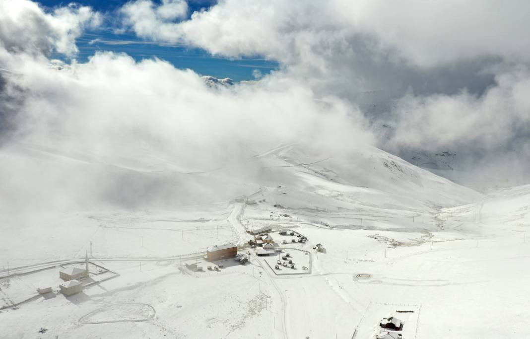 Trabzon'un yüksek kesimleri beyaz örtüyle kaplandı - Resim: 4